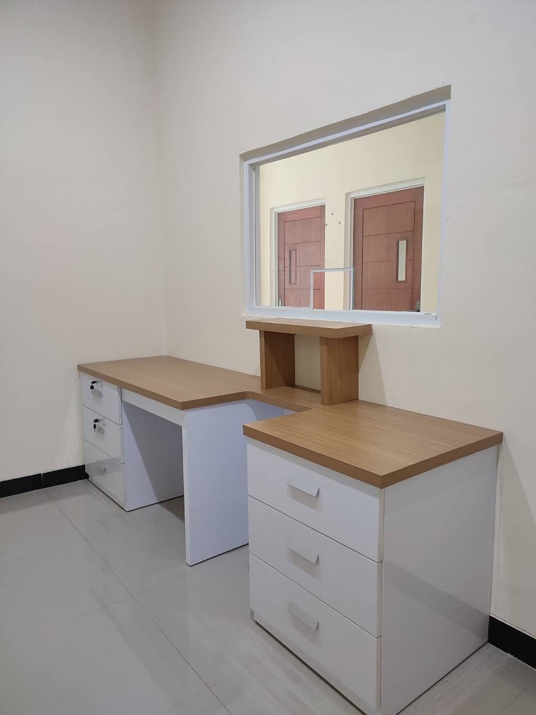 Interior klinik custom — Trendy Interior